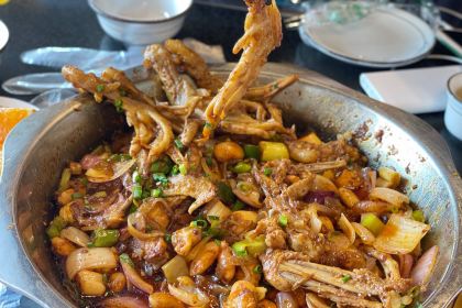 勇记干锅居(广汉店)