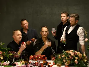 Postgirobygget / Bausa / Lovers & Players Live