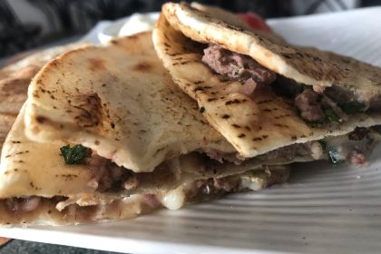 La Rosabelle Bar & Grill