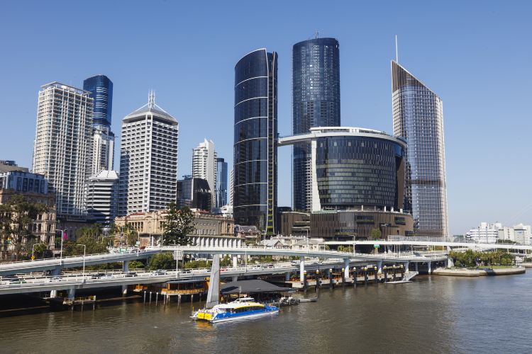 Compare 5 airports near South Brisbane