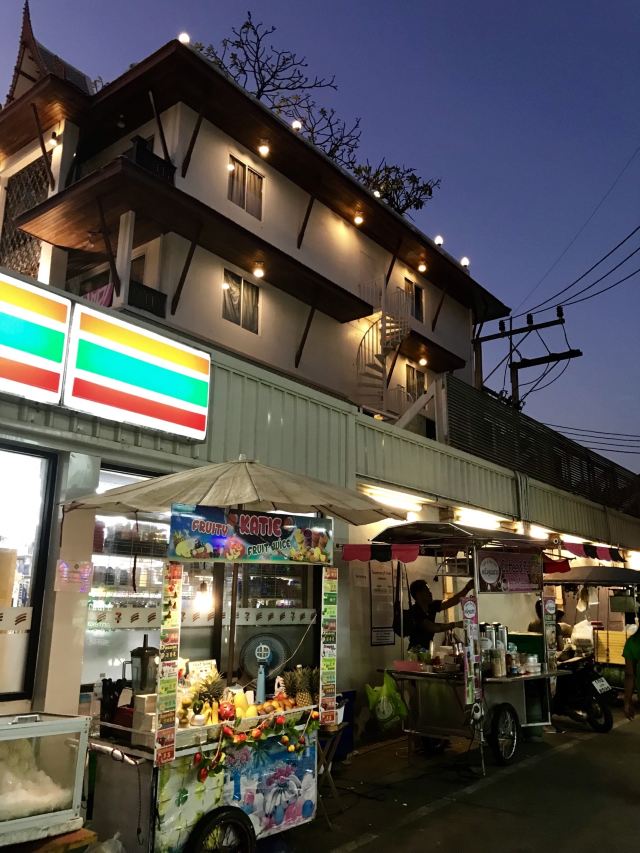Patong OTOP Shopping Paradise