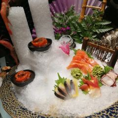 Zhongtang Hailu Hui Yanbaochi Seafood Buffet Cuisine User Photo