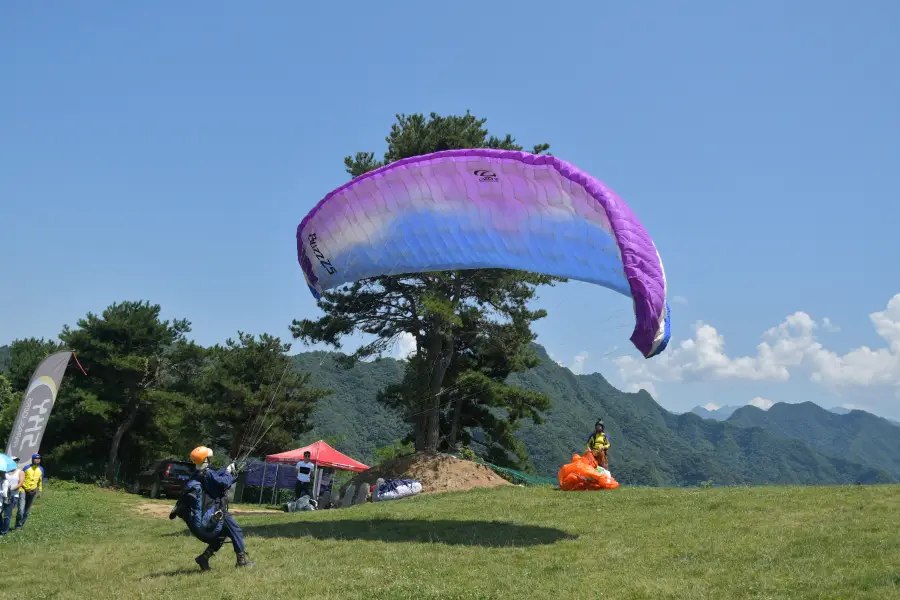 樓觀滑翔傘訓練基地