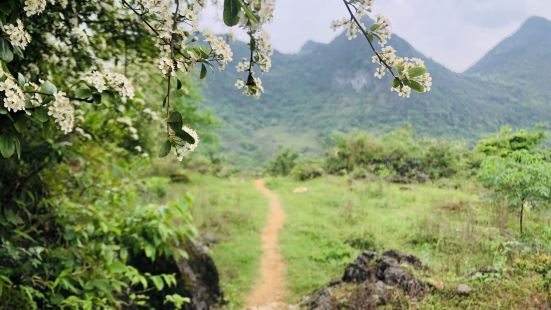 清远莫六公山，是广东户外爱好者的一个热门的地方，行走在一览众