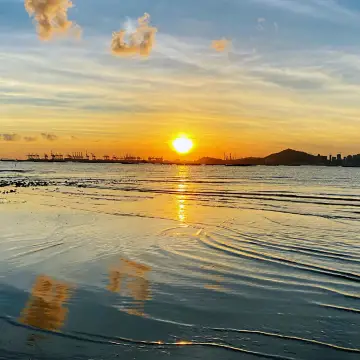 「元朗下白泥」全港最美日落，可拍攝天空之鏡的效果