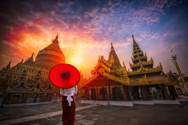 The Strand, Yangon