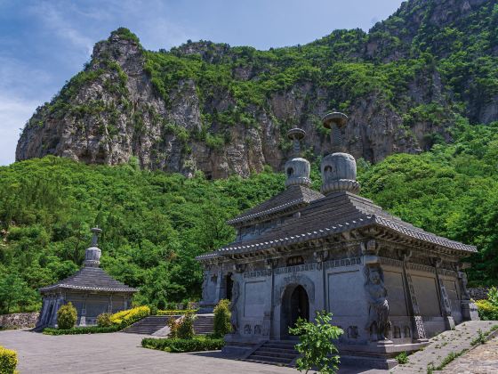 Mount Qinglong Ciyun Temple