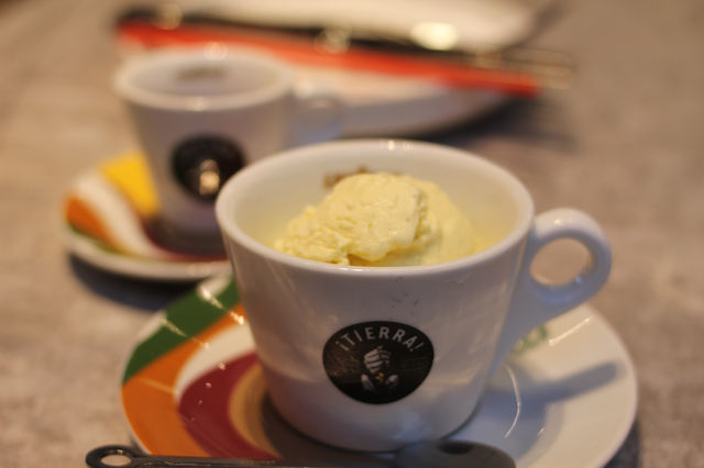輕食特色cafe