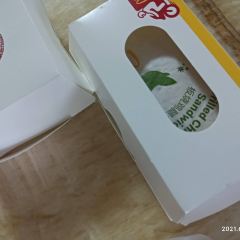 KFC (jiaxingchang'anxiuxizhan) 여행 사진