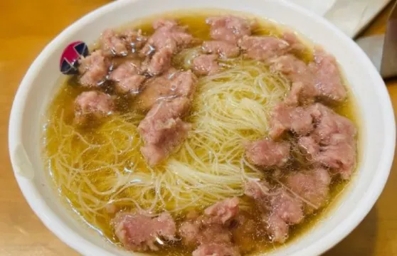 老牌依強牛肉店(達道總店)