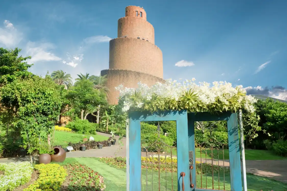 Hotels near Tropical Dream Center