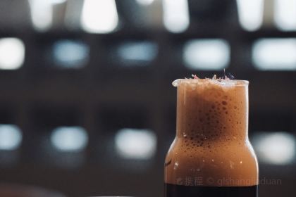 格塘雅栖酒店(果洛玛沁店)·西餐酒廊