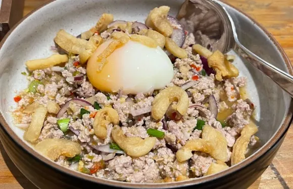 Baan Ying Cafe & Meal