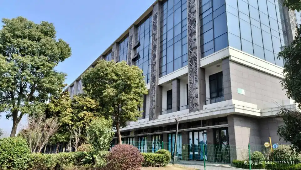 Hotels near Wuzhen International Auto Camping Site