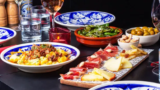 Colono Wien | Spanischer Shop & Tapas Bar