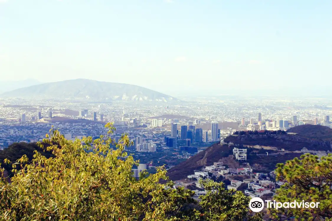 에코로히코 치핀케 공원 주변 호텔