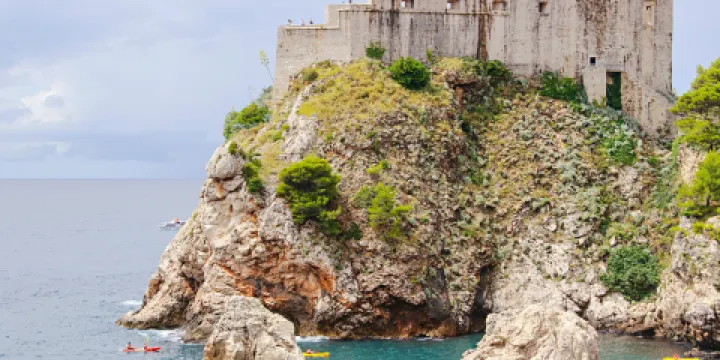 羅維裏耶納克要塞