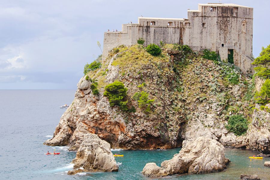 羅維裏耶納克要塞
