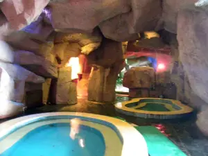 Jiulong Hot Spring Resort