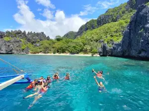El Nido Beach