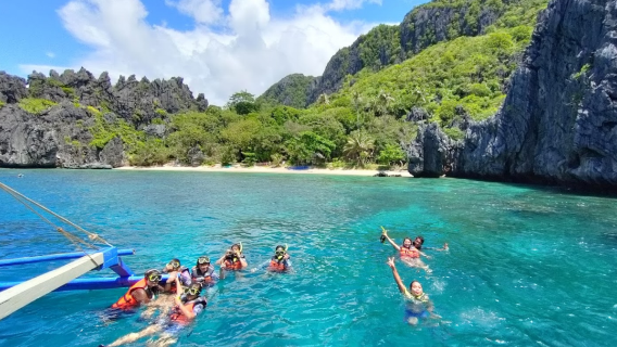 El Nido Beach