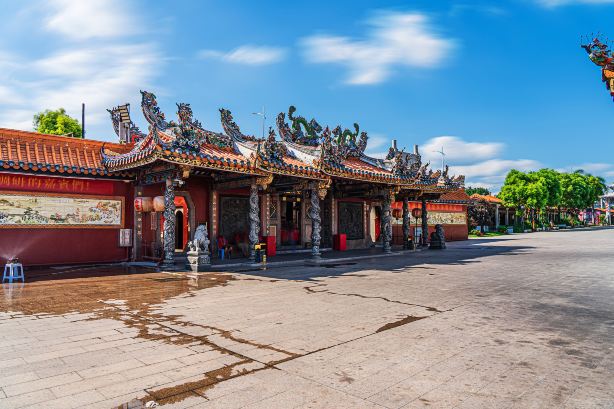 Qinglong Ancient Temple