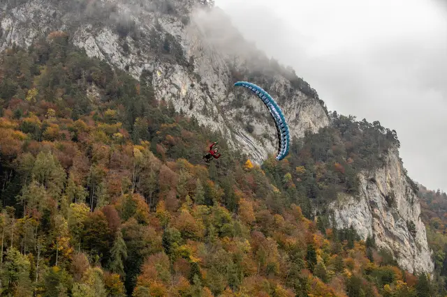 Paragliding in Interlaken