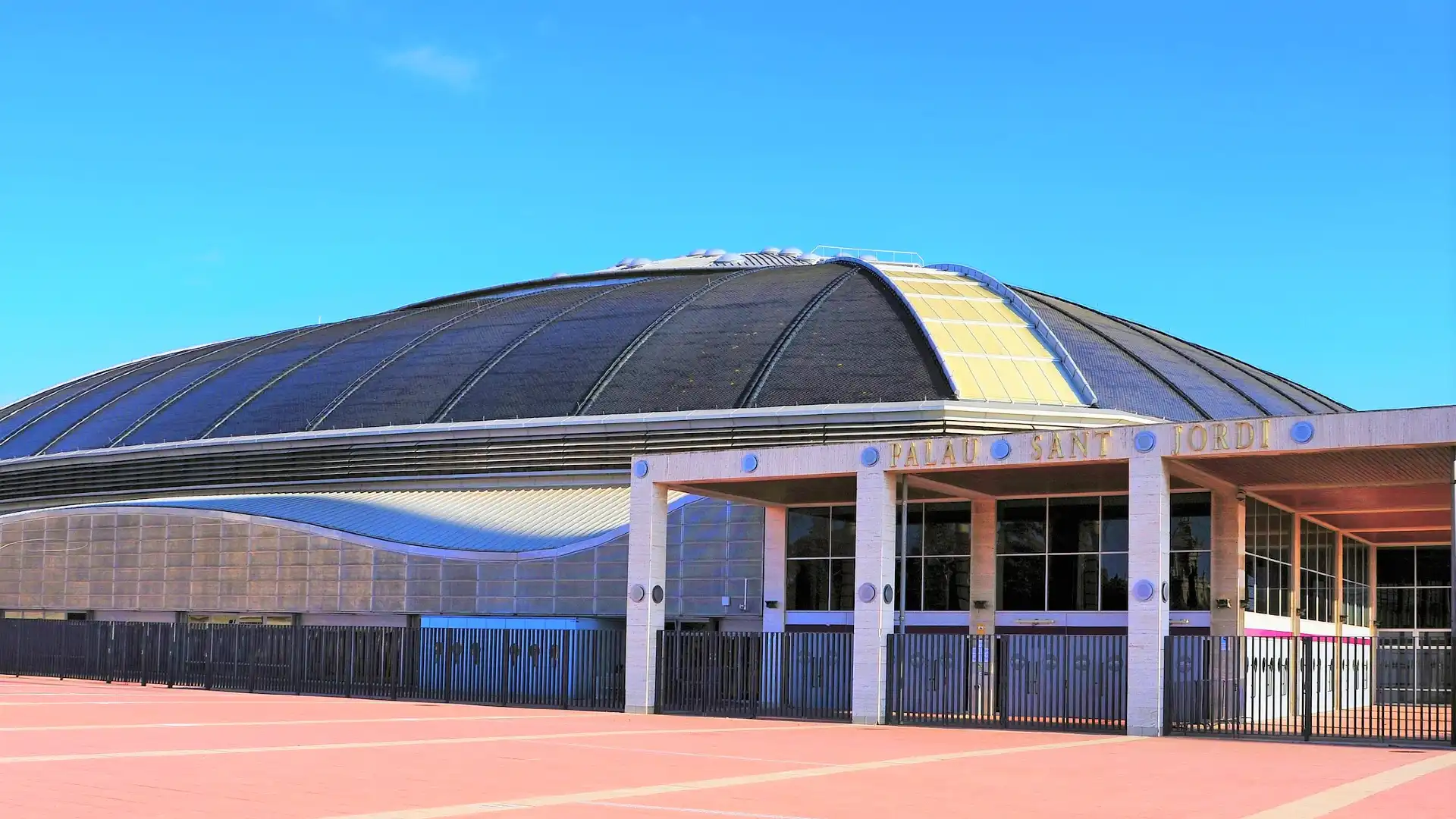 Hotels near Palau Sant Jordi