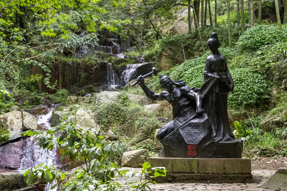 2_Sword Pond