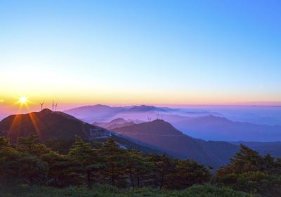 Jiugong Mountains