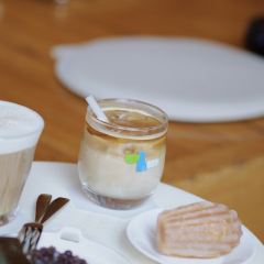 Lazy Bear Cafe 여행 사진