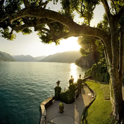 Отели рядом с достопримечательностью «Музей шелка Комо»