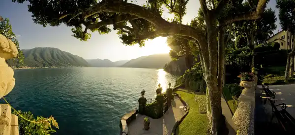 Como