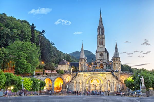 Malta to Lourdes/Tarbes flight