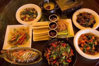 官邸水景餐厅(台儿庄古城店)