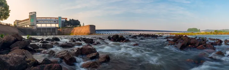 Отели с услугой ванной в г. Луан