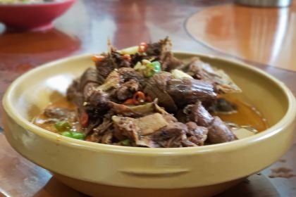 百里鲜土菜馆(宁南一街店)