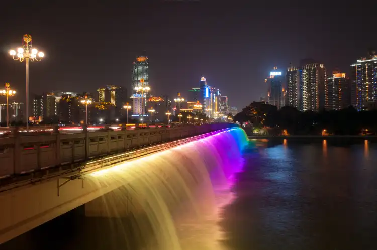 Hotels near Nanhu Bridge
