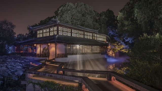 Night Tour in the Humble Administrator's Garden 'Zhuozheng Wenya'