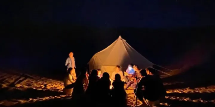 鳴沙山玩友房車野奢露營地