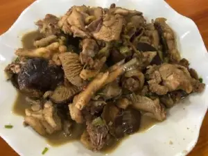 姑婆山野猪坳柴火饭