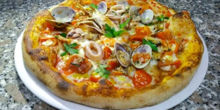 Pizzeria Mezzanotte e dintorni