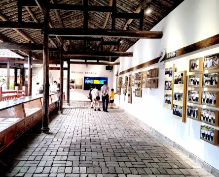 Hotels in der Nähe von Hall of Zhanqi Village History
