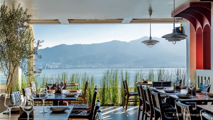 Sky Cloud Sea View Restaurant