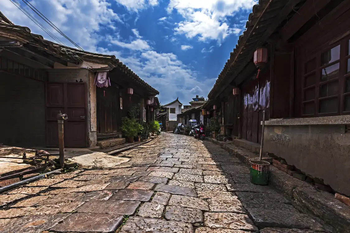 Отели рядом с достопримечательностью «Shiping Ancient City»