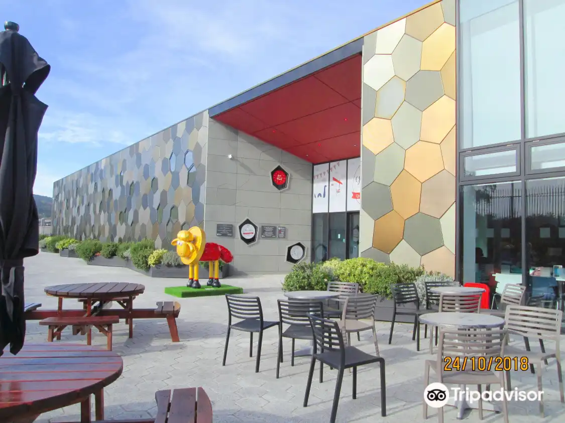 Hotels near The Royal Mint Experience