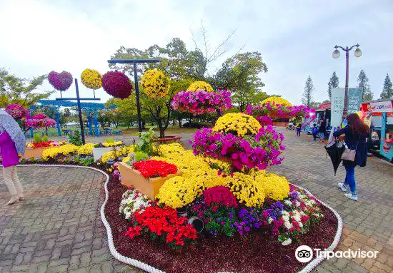 Hotel dekat Hwarang Tourist Site