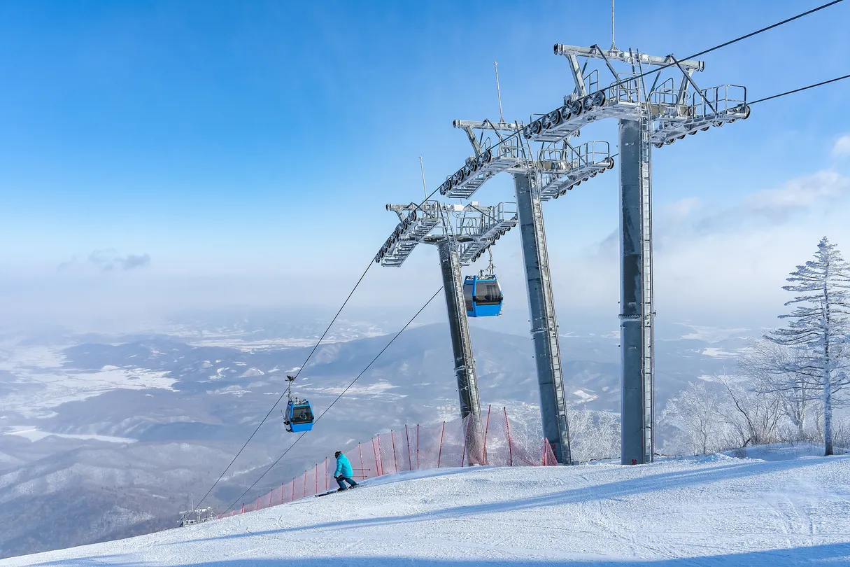 Yabuli Ski Resort – China’s Largest Natural Snow Paradise