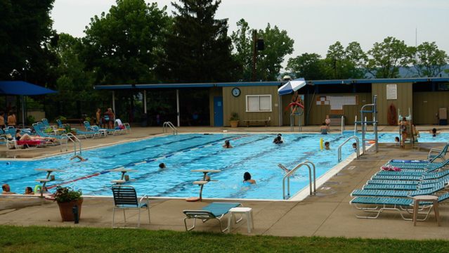 Clinton Hills Swim Club
