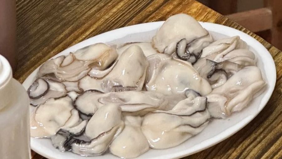 榮記生蠔雞煲(英勇路店)